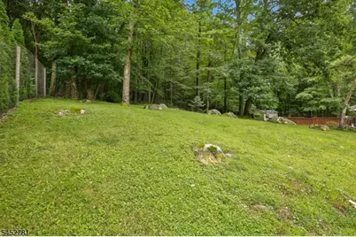 89 Tomahawk Trl, Sparta Township, NJ 07871 - Photo 40