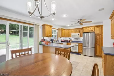 89 Tomahawk Trl, Sparta Township, NJ 07871 - Photo 14