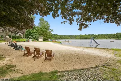 89 Tomahawk Trl, Sparta Township, NJ 07871 - Photo 6