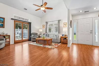 65D Winthrop Rd, Monroe Township, NJ 08831 - Photo 4