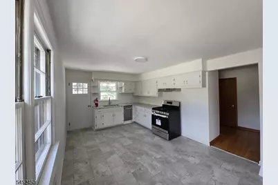 384 Delawanna Ave #2, Clifton, NJ 07014 - Photo 8