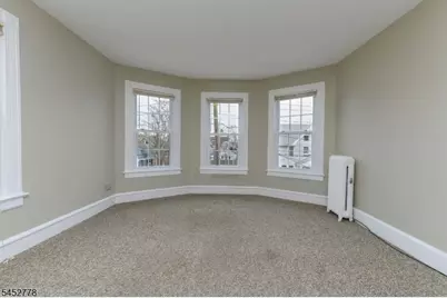 11 Montague Pl #2, Montclair, NJ 07042 - Photo 4