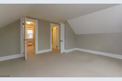 11 Montague Pl #2, Montclair, NJ 07042 - Photo 16