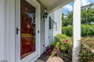 230 Riveredge Dr, Chatham Township, NJ 07928 - Photo 4