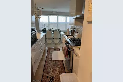926 Bloomfield Ave #8K, Glen Ridge, NJ 07028 - Photo 4