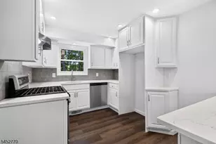 27 Ferndale Rd, Wayne, NJ 07470 - Photo 4