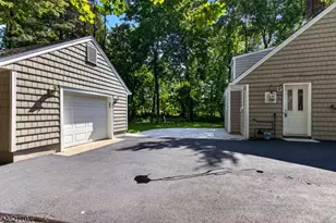 27 Ferndale Rd, Wayne, NJ 07470 - Photo 10