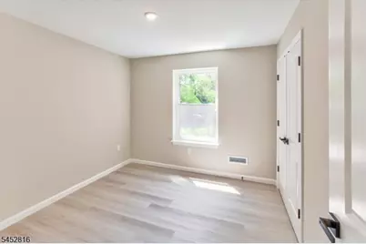 62 Columbia Ave, Newark, NJ 07106 - Photo 24