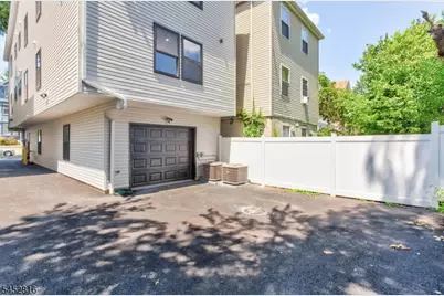 62 Columbia Ave, Newark, NJ 07106 - Photo 10