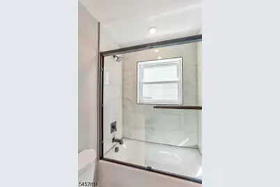 62 Columbia Ave, Newark, NJ 07106 - Photo 36