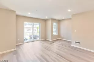 62 Columbia Ave, Newark, NJ 07106 - Photo 14