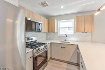 62 Columbia Ave, Newark, NJ 07106 - Photo 18