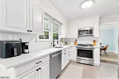 101 Chetwood Ter, Fanwood, NJ 07023 - Photo 10