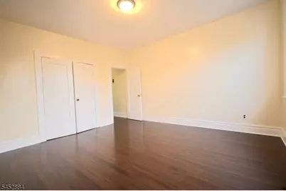 148 Chancellor Ave #D5, Newark, NJ 07112 - Photo 1
