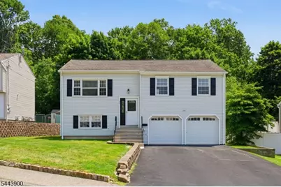 29 Amendola Dr, Netcong, NJ 07857 - Photo 2