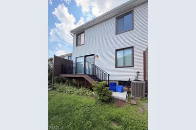 914B Merritt Dr #B, Hillsborough Township, NJ 08844 - Photo 10