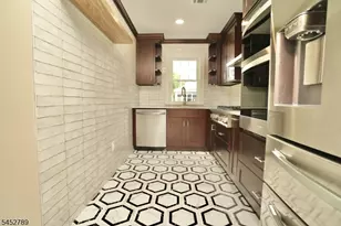 31 Bellevue Ave Unit, Belleville, NJ 07109 - Photo 8