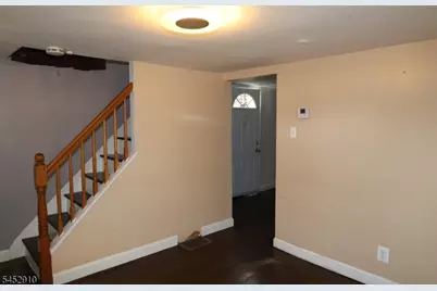 28 Warren St, North Plainfield, NJ 07060 - Photo 16