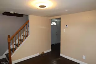 28 Warren St, North Plainfield, NJ 07060 - Photo 16