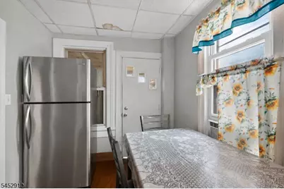 90 Manchester Ave, Paterson, NJ 07502 - Photo 6