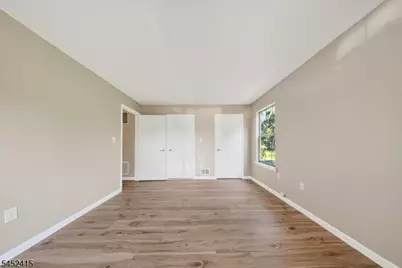 60 Taylor Dr, Franklin Township, NJ 08823 - Photo 14
