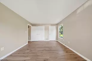 60 Taylor Dr, Franklin Township, NJ 08823 - Photo 14