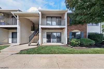 60 Taylor Dr, Franklin Township, NJ 08823 - Photo 2