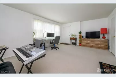 32 Judson #10A, Edison, NJ 08837 - Photo 2