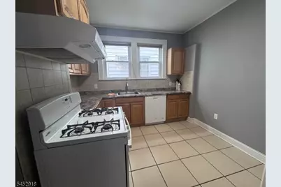 742 Pennington St #1, Elizabeth, NJ 07202 - Photo 8