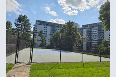 2 Claridge Dr #2AE, Verona, NJ 07044 - Photo 34