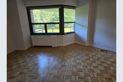 2 Claridge Dr #2AE, Verona, NJ 07044 - Photo 16