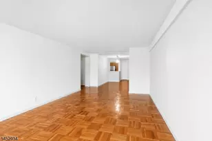 208 Anderson St, Hackensack, NJ 07601 - Photo 20