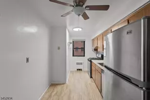 208 Anderson St, Hackensack, NJ 07601 - Photo 6