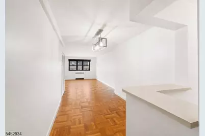 208 Anderson St #Nf3, Hackensack, NJ 07601 - Photo 18