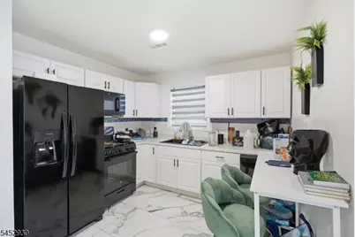 22 Breckenridge Ter, Irvington, NJ 07111 - Photo 20