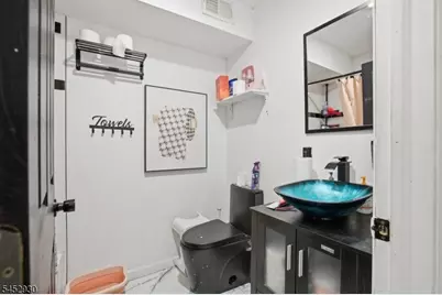 22 Breckenridge Ter, Irvington, NJ 07111 - Photo 12