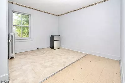 27 Augusta St, Irvington, NJ 07111 - Photo 10