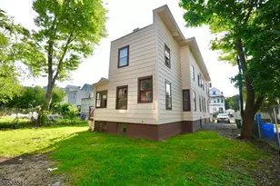 27 Augusta St, Irvington, NJ 07111 - Photo 16