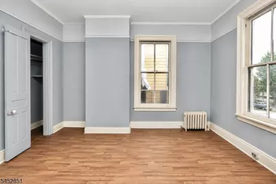 27 Augusta St, Irvington, NJ 07111 - Photo 8