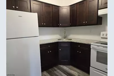1041 Ridge St #B 59, Phillipsburg, NJ 08865 - Photo 2