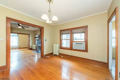 11 Farrington St, West Caldwell, NJ 07006 - Photo 6