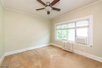 11 Farrington St, West Caldwell, NJ 07006 - Photo 14