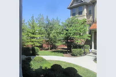 770 Green Ln #770, Union Township, NJ 07083 - Photo 2