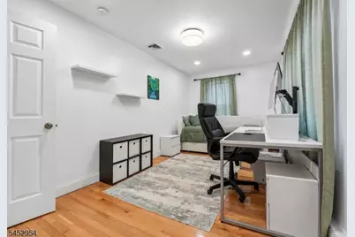 91 Redwood Ave, Wayne, NJ 07470 - Photo 18