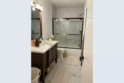 23 Woodland Dr, Roselle, NJ 07203 - Photo 12