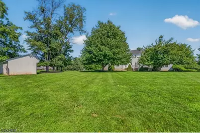 22 Mott Way, Raritan Township, NJ 08822 - Photo 32