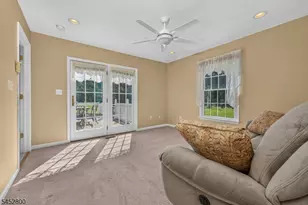 22 Mott Way, Raritan Township, NJ 08822 - Photo 18