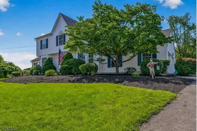 22 Mott Way, Raritan Township, NJ 08822 - Photo 2