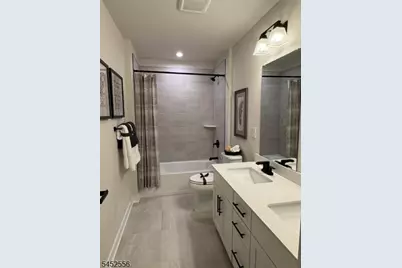 2 Drake Ct, Washington Township, NJ 07882 - Photo 4