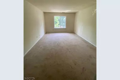 105 Village Dr, Morristown, NJ 07960 - Photo 8